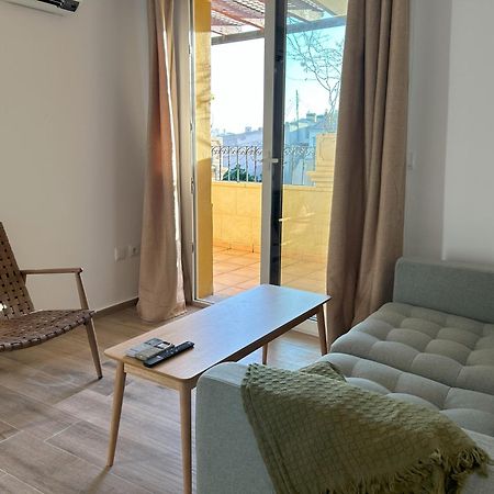 Edificio Amarillo En El Barrio Apartment Alicante Ngoại thất bức ảnh