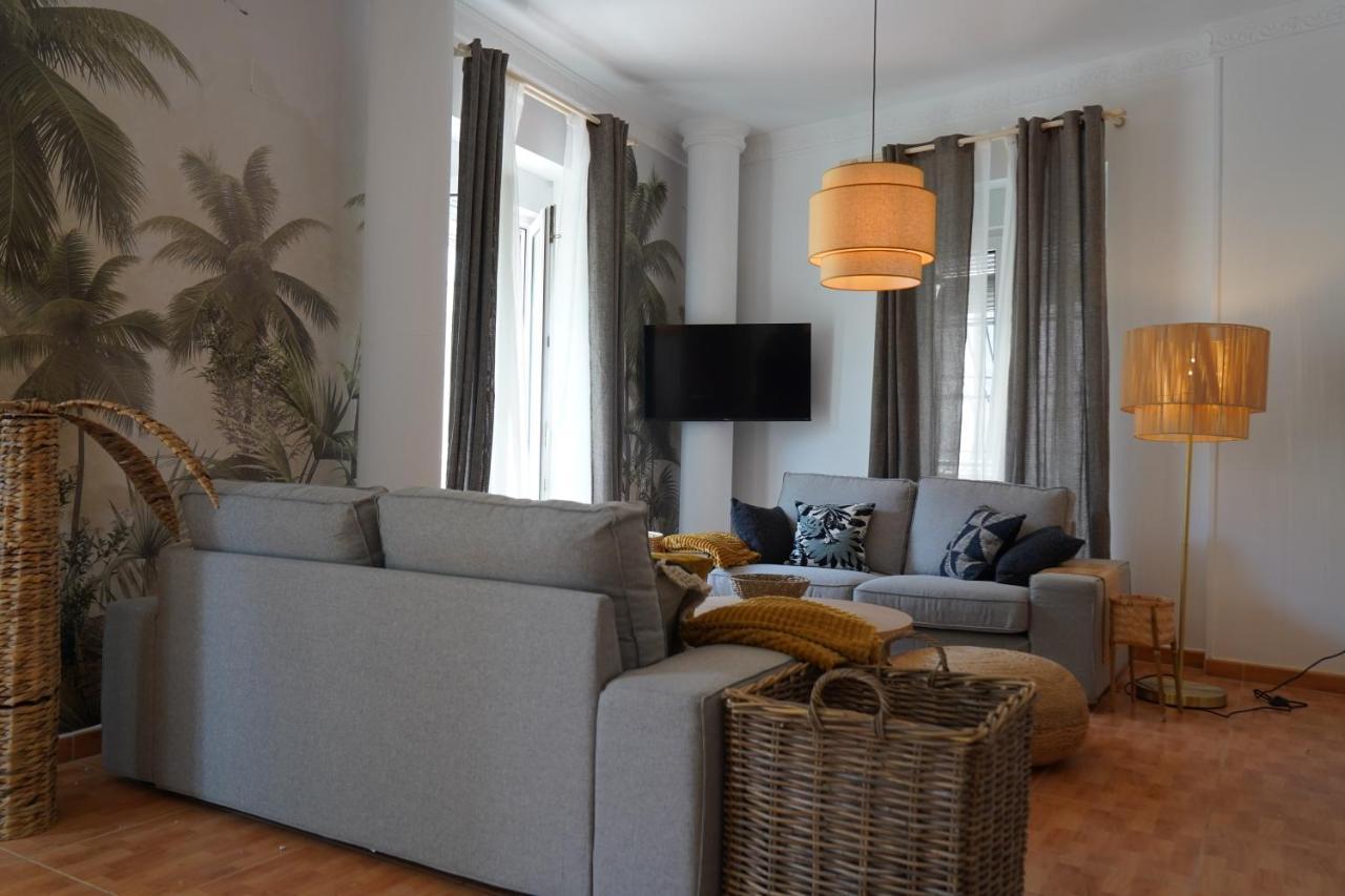 Edificio Amarillo En El Barrio Apartment Alicante Ngoại thất bức ảnh