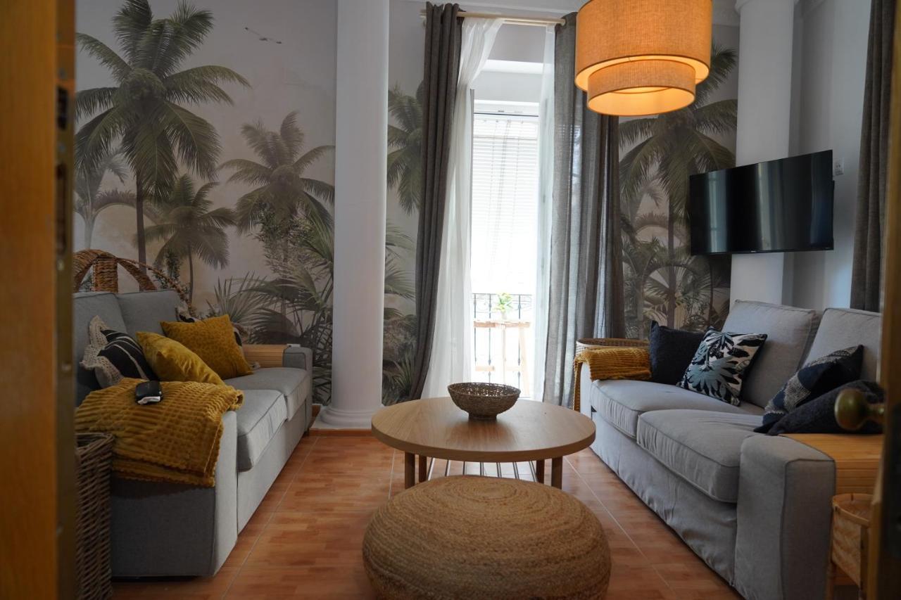 Edificio Amarillo En El Barrio Apartment Alicante Ngoại thất bức ảnh
