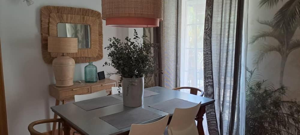 Edificio Amarillo En El Barrio Apartment Alicante Ngoại thất bức ảnh