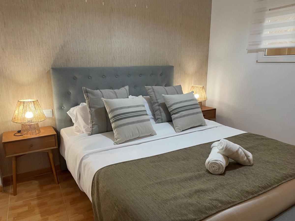 Edificio Amarillo En El Barrio Apartment Alicante Ngoại thất bức ảnh