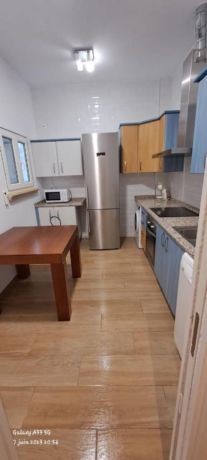Edificio Amarillo En El Barrio Apartment Alicante Ngoại thất bức ảnh