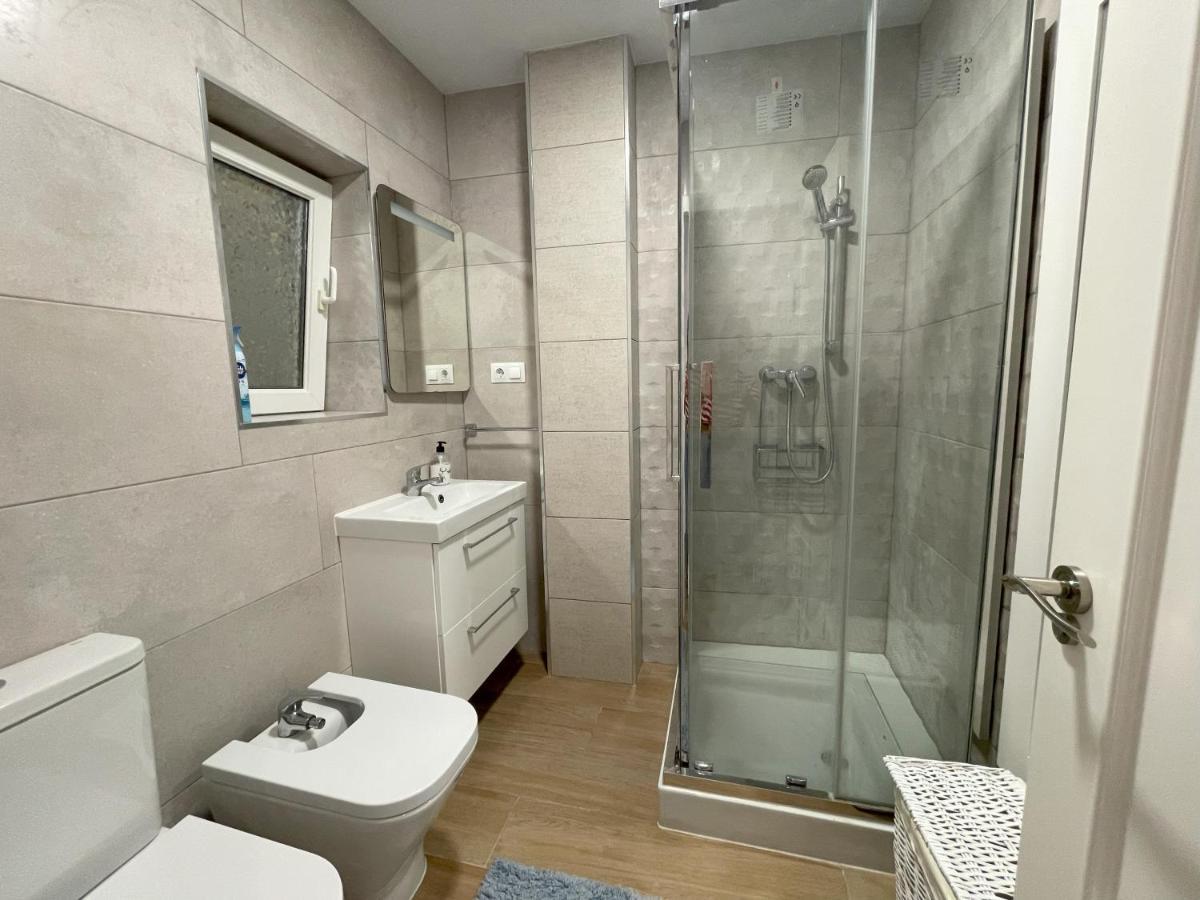 Edificio Amarillo En El Barrio Apartment Alicante Ngoại thất bức ảnh