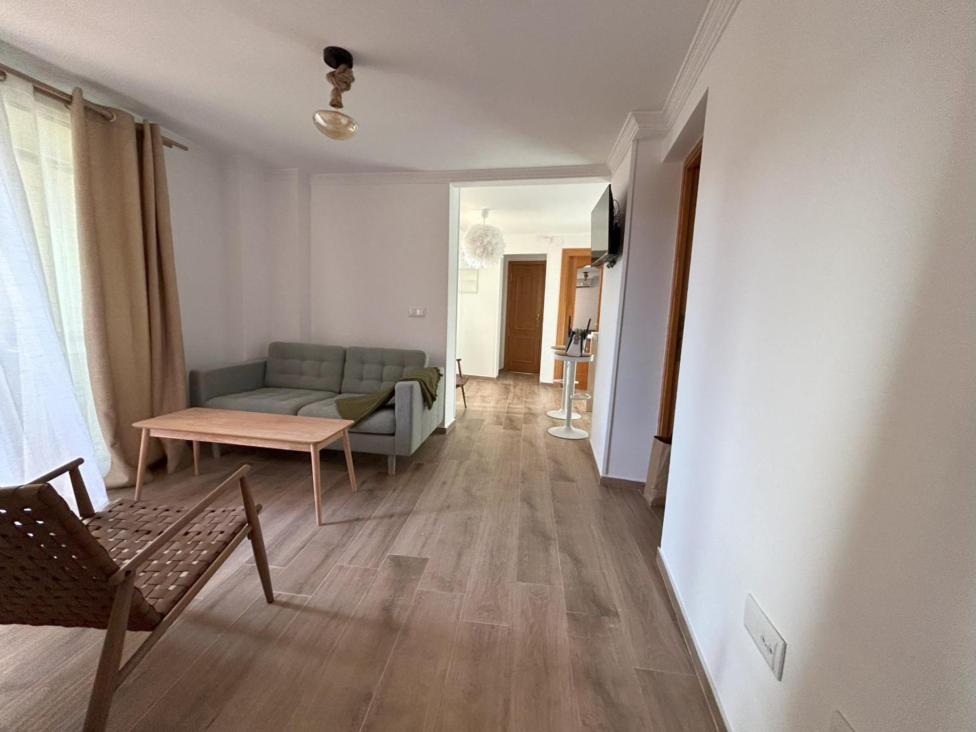 Edificio Amarillo En El Barrio Apartment Alicante Ngoại thất bức ảnh