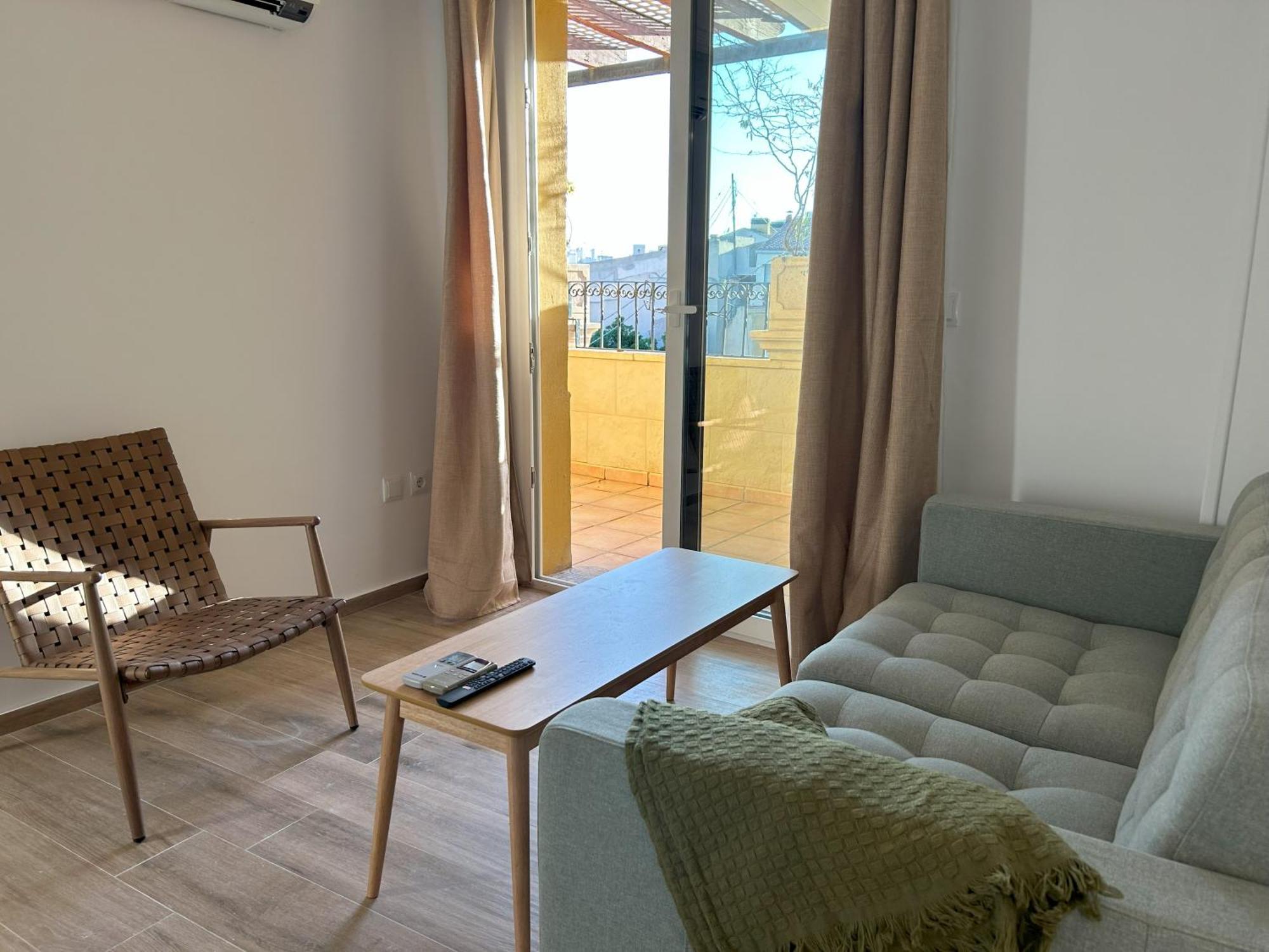 Edificio Amarillo En El Barrio Apartment Alicante Ngoại thất bức ảnh