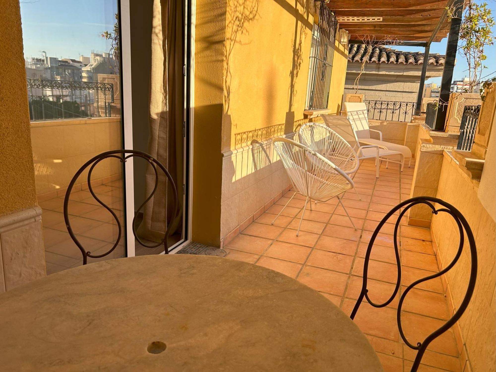 Edificio Amarillo En El Barrio Apartment Alicante Ngoại thất bức ảnh