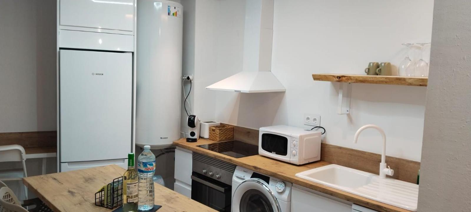Edificio Amarillo En El Barrio Apartment Alicante Ngoại thất bức ảnh