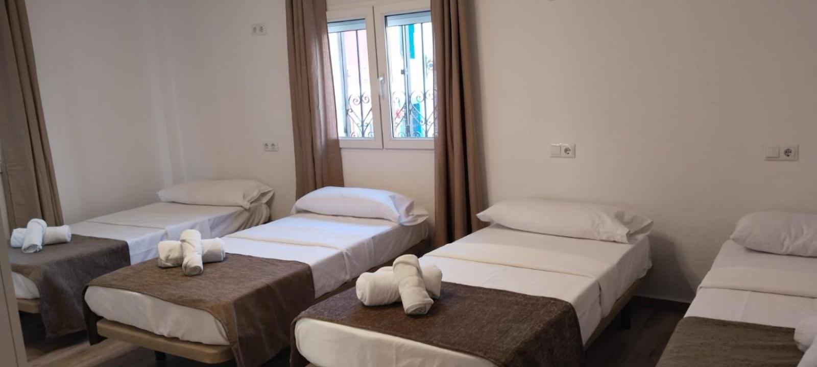 Edificio Amarillo En El Barrio Apartment Alicante Ngoại thất bức ảnh