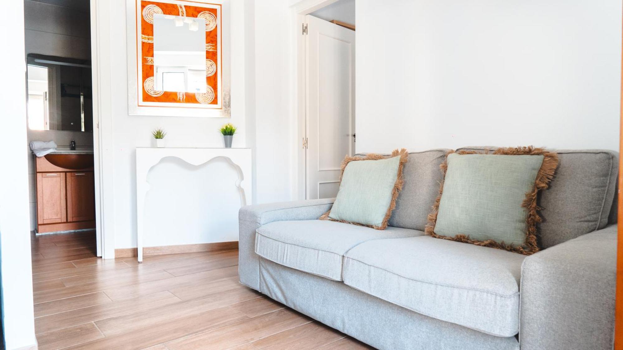 Edificio Amarillo En El Barrio Apartment Alicante Ngoại thất bức ảnh